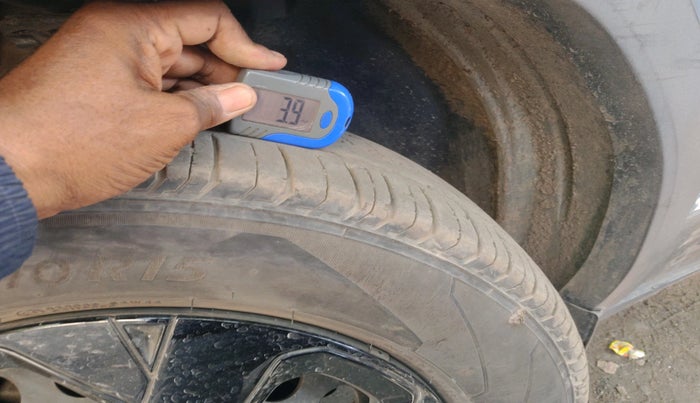 2023 Tata PUNCH ADVENTURE RHYTHM PACK AMT, Petrol, Automatic, 27,963 km, tyre