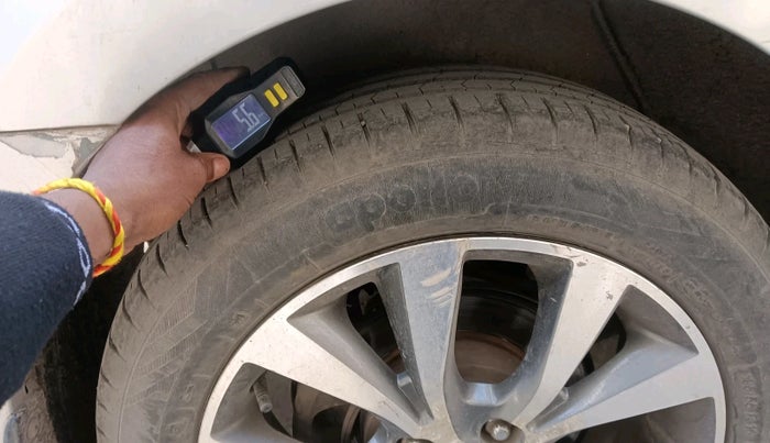 2014 Hyundai Verna FLUIDIC 1.6 VTVT SX AT, Petrol, Automatic, 91,378 km, tyre