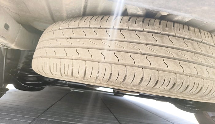 2018 Mahindra MARAZZO M6 7 STR, Diesel, Manual, 1,17,730 km, tyre