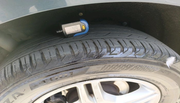 2018 Mahindra MARAZZO M6 7 STR, Diesel, Manual, 1,17,730 km, tyre