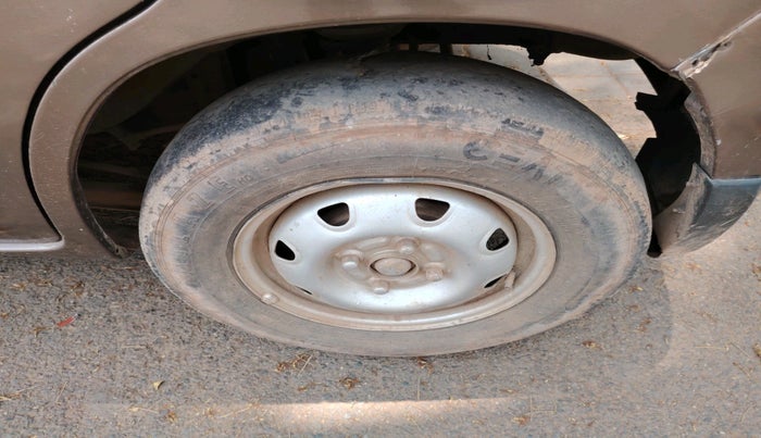 2009 Maruti Zen Estilo LXI, Petrol, Manual, 95,818 km, tyre