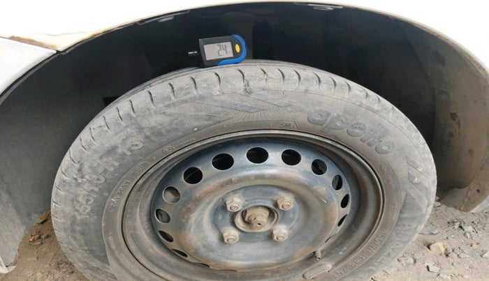 2014 Datsun Go A, Petrol, Manual, 54,971 km, tyre