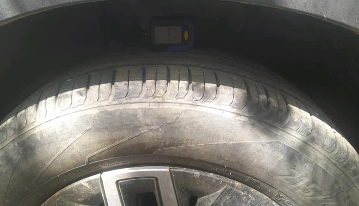 2021 Hyundai VENUE SX 1.0 TURBO, Petrol, Manual, 13,186 km, tyre