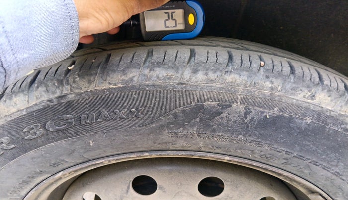 2011 Maruti Swift VDI, Diesel, Manual, 1,47,597 km, tyre