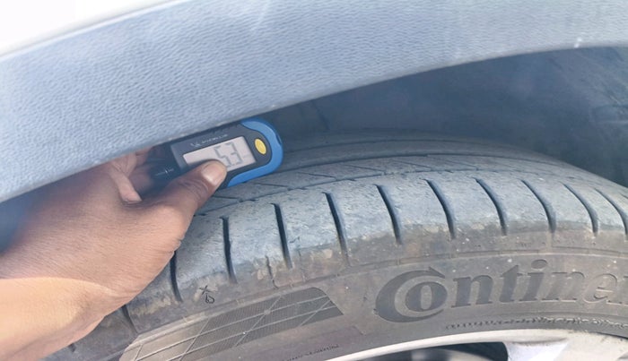 2014 Mercedes Benz GLA Class 200 CDI SPORT, Diesel, Automatic, 4,51,885 km, tyre