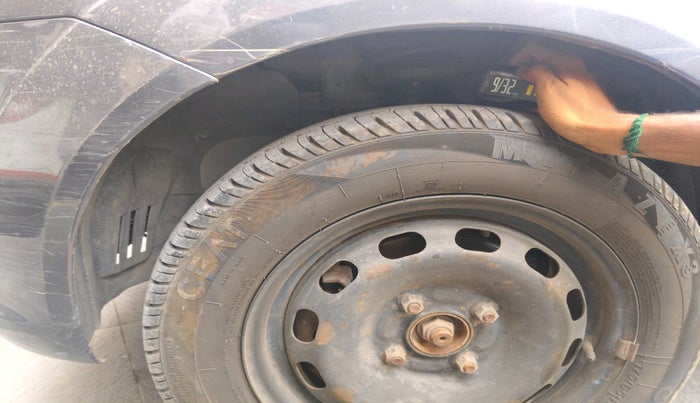 2013 Ford Figo EXI 1.2 PETROL, Petrol, Manual, 71,929 km, tyre