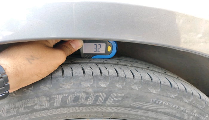 2023 Maruti IGNIS SIGMA 1.2, CNG, Manual, 32,230 km, tyre