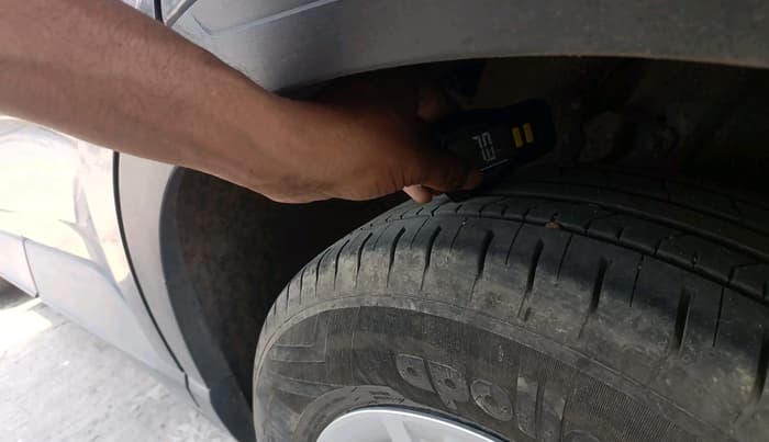 2022 Hyundai VENUE S 1.2, Petrol, Manual, 39,006 km, tyre