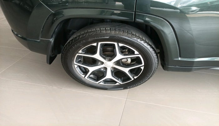 2025 Jeep Compass MODEL S (O) DIESEL 4X4 AT, Diesel, Automatic, 17,477 km, tyre