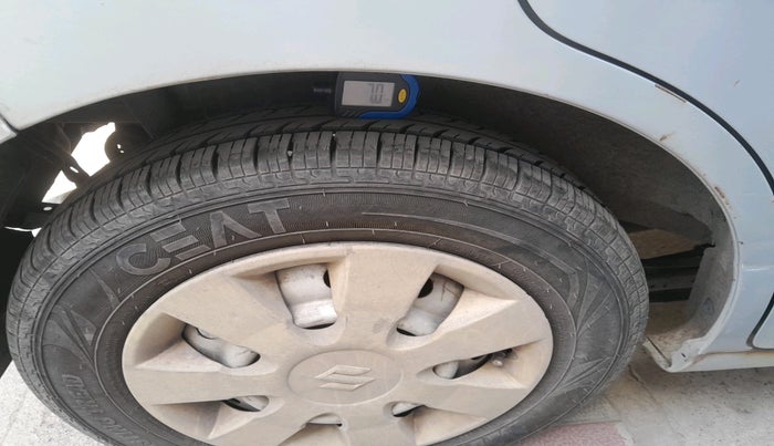 2010 Maruti Wagon R 1.0 LXI, CNG, Manual, 94,405 km, tyre