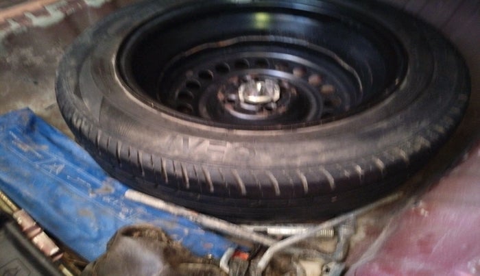 2013 Honda City 1.5L I-VTEC S MT, Petrol, Manual, 1,12,623 km, tyre