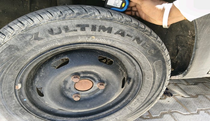 2017 Renault Kwid CLIMBER 1.0 AMT, Petrol, Automatic, 30,458 km, tyre