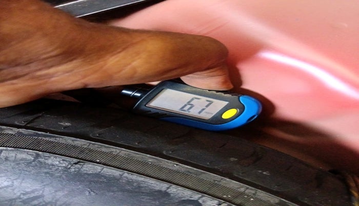 2021 Maruti Swift VXI, Petrol, Manual, 29,525 km, tyre