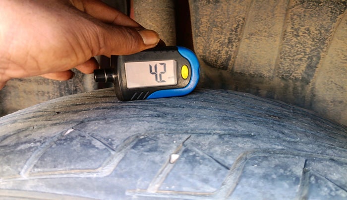 2021 Maruti Swift VXI, Petrol, Manual, 29,525 km, tyre