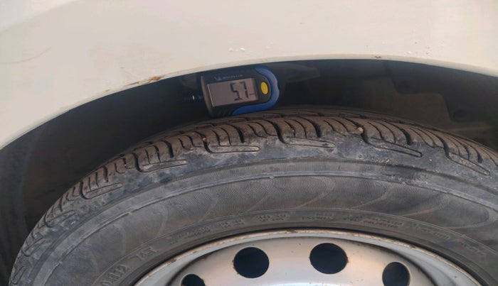 2012 Hyundai Eon D-LITE+, Petrol, Manual, 42,108 km, tyre