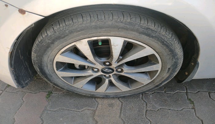 2016 Hyundai Verna FLUIDIC 1.6 CRDI SX 4S, Diesel, Manual, 69,851 km, tyre