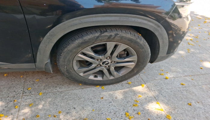 2020 KIA SELTOS HTX 1.5 PETROL, Petrol, Manual, 37,291 km, tyre