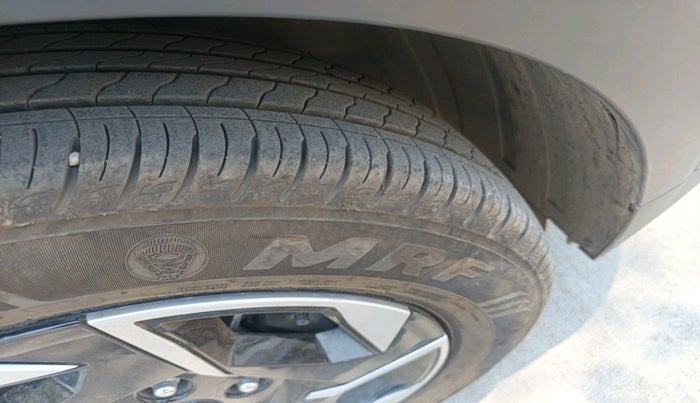 2025 KIA SONET HTK (O) 1.5 Diesel MT, Diesel, Manual, 7,936 km, tyre