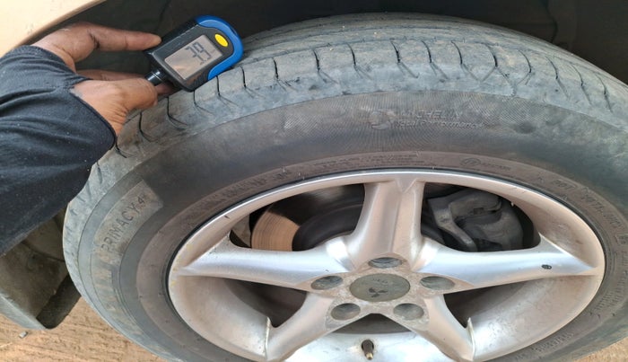 2011 Maruti SX4 VXI, Petrol, Manual, 96,814 km, tyre