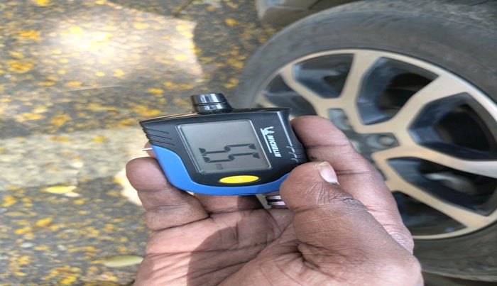 2022 Maruti XL6 ALPHA PLUS AT, Petrol, Automatic, 44,229 km, tyre