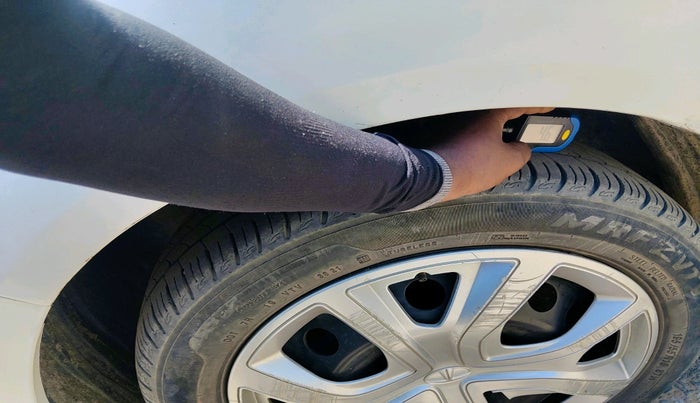 2021 Tata ALTROZ XT PETROL, Petrol, Manual, 23,943 km, tyre