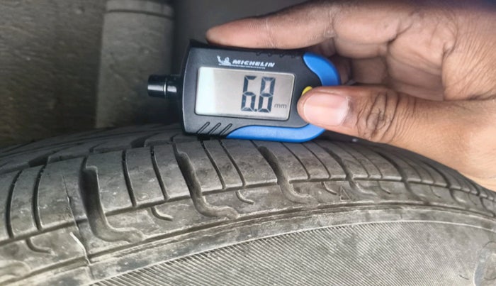 2021 Hyundai GRAND I10 NIOS SPORTZ 1.2 KAPPA VTVT, Petrol, Manual, 27,084 km, tyre