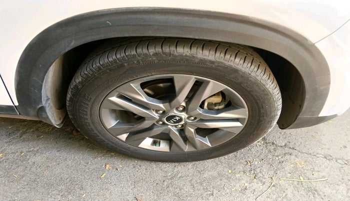 2021 KIA SELTOS HTX PLUS 1.5 DIESEL, Diesel, Manual, 1,14,271 km, tyre