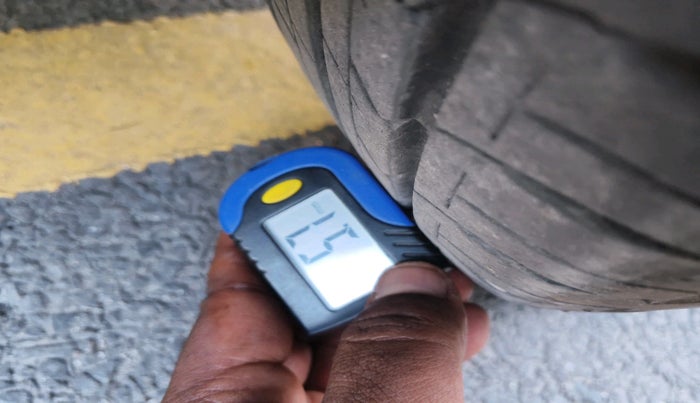 2017 Maruti IGNIS ZETA 1.2 AMT, CNG, Automatic, 1,17,669 km, tyre