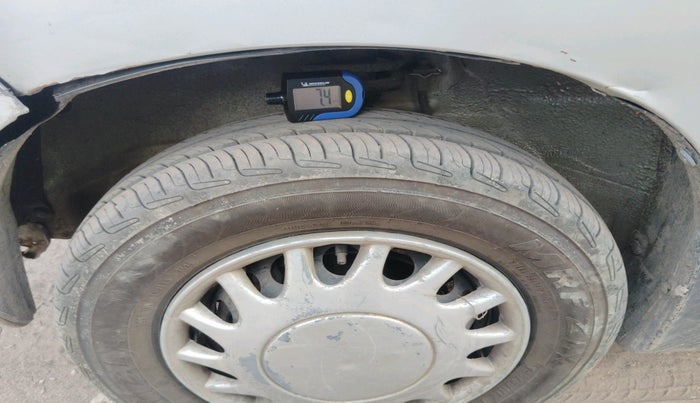 2014 Maruti Alto 800 VXI, Petrol, Manual, 1,00,286 km, tyre