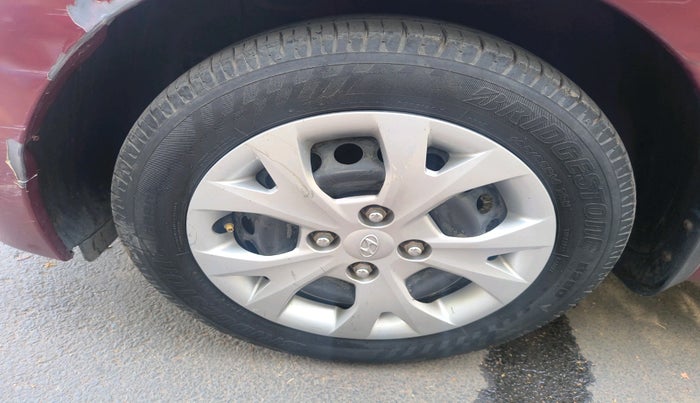 2015 Hyundai Grand i10 MAGNA 1.2 KAPPA VTVT, Petrol, Manual, 72,586 km, tyre