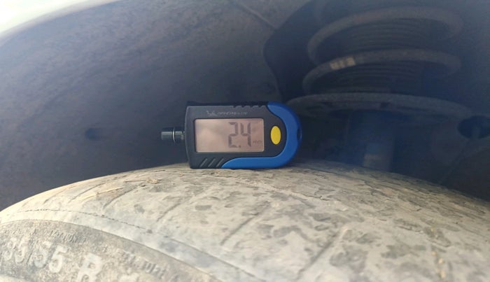 2023 Maruti Swift LXI, Petrol, Manual, 42,690 km, tyre