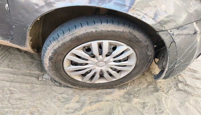 2011 Maruti Ritz VXI, Petrol, Manual, 4,83,151 km, tyre