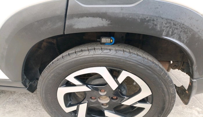 2022 Nissan MAGNITE XV TURBO, Petrol, Manual, 49,357 km, tyre