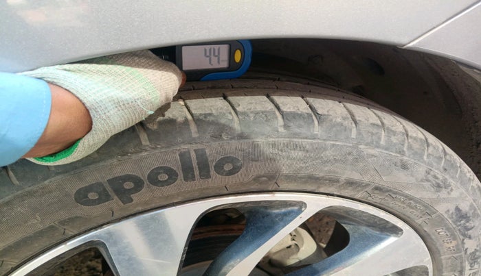 2021 Maruti Baleno ZETA CVT PETROL 1.2, Petrol, Automatic, 66,121 km, tyre