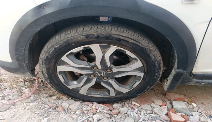 2019 Honda WR-V 1.5L I-DTEC S MT, Diesel, Manual, 91,860 km, tyre