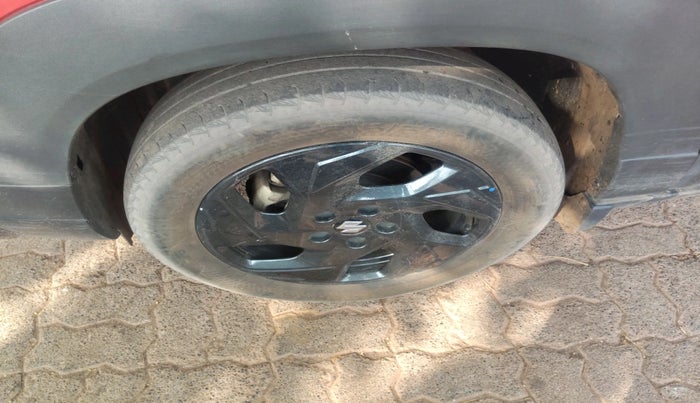 2023 Maruti BREZZA LXI S- CNG, CNG, Manual, 51,494 km, tyre