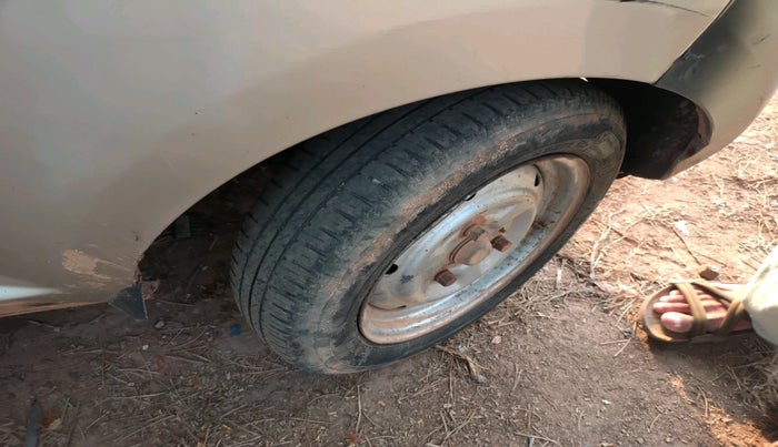 2011 Tata Nano LX, Petrol, Manual, 74,900 km, tyre