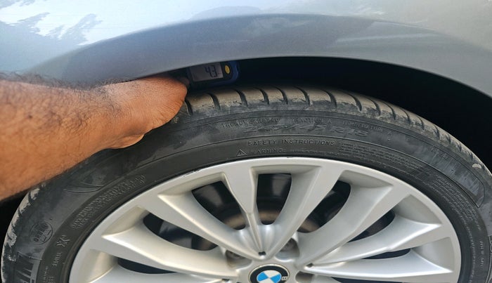 2019 BMW 5 Series 520D LUXURY LINE, Diesel, Automatic, 80,898 km, tyre