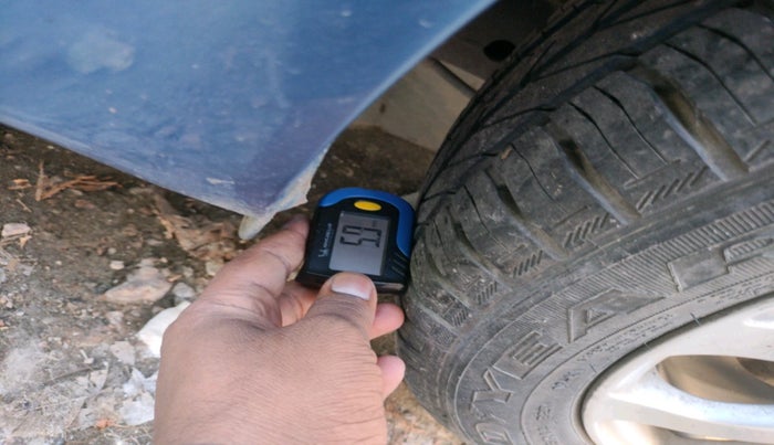 2013 Honda Amaze 1.2L I-VTEC VX AT, Petrol, Automatic, 61,189 km, tyre