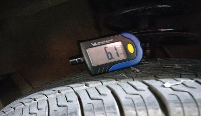 2013 Maruti Ritz VXI, Petrol, Manual, 1,14,475 km, tyre