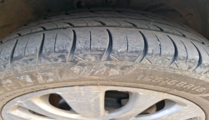 2017 Maruti Baleno ALPHA DIESEL 1.3, Diesel, Manual, 2,46,145 km, tyre