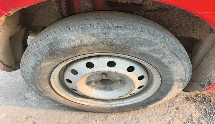 2020 Maruti Swift LXI, Petrol, Manual, 55,296 km, tyre