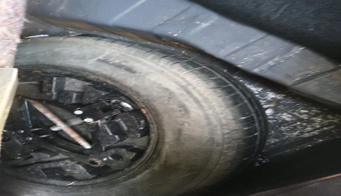 2022 Tata PUNCH ACCOMPLISHED MT, Petrol, Manual, 44,327 km, tyre