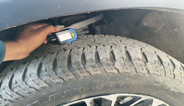 2024 Mahindra SCORPIO-N Z2 DIESEL MT 7 STR, Diesel, Manual, 38,250 km, tyre