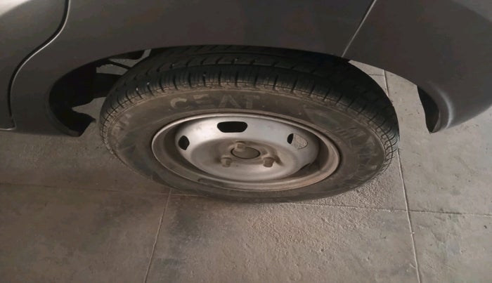 2018 Datsun Redi Go A, Petrol, Manual, 10,490 km, tyre