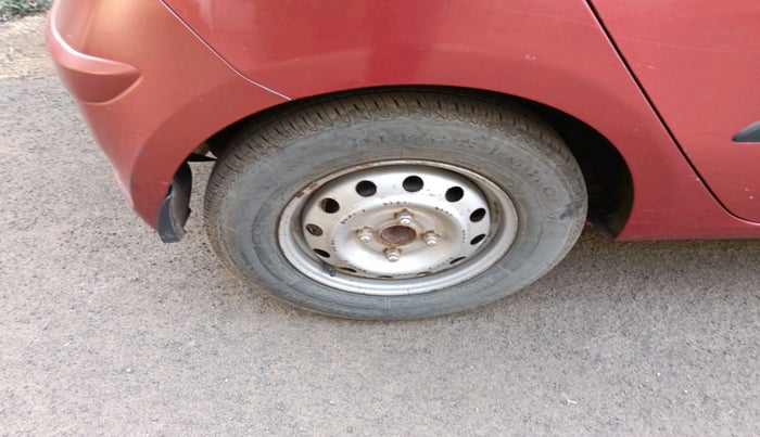 2010 Hyundai i10 ERA 1.1, Petrol, Manual, 99,049 km, tyre