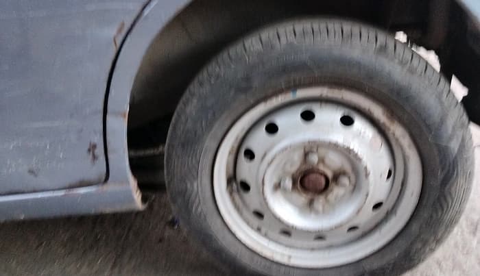 2016 Maruti Wagon R 1.0 LXI CNG, CNG, Manual, 1,05,879 km, tyre