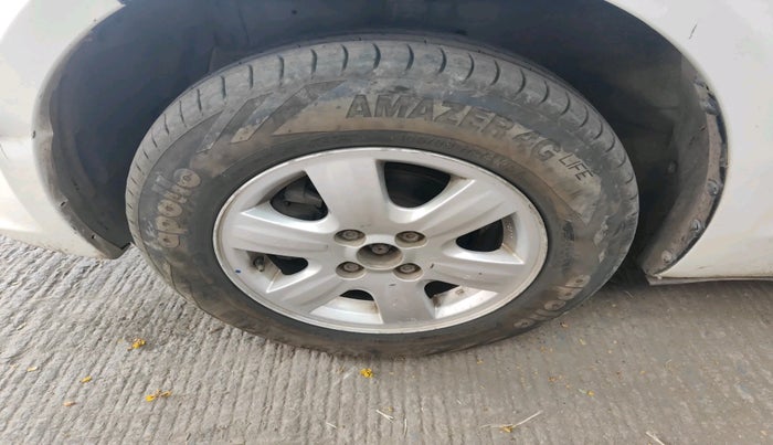 2013 Maruti Swift Dzire VDI, Diesel, Manual, 1,66,856 km, tyre