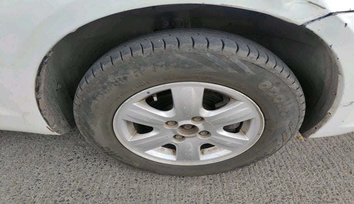 2013 Maruti Swift Dzire VDI, Diesel, Manual, 1,66,856 km, tyre