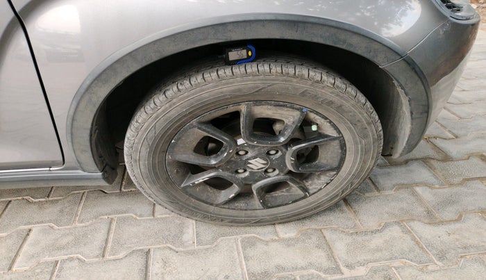 2017 Maruti IGNIS ZETA 1.2, Petrol, Manual, 65,406 km, tyre